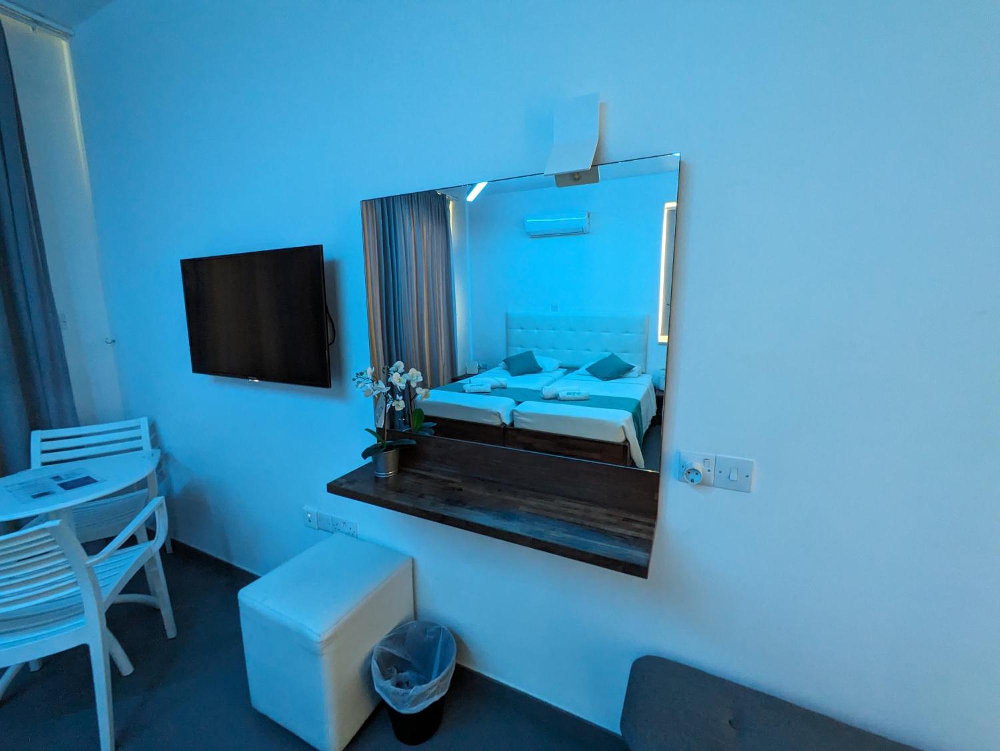 Memory Apartments Ayía Nápa Extérieur photo